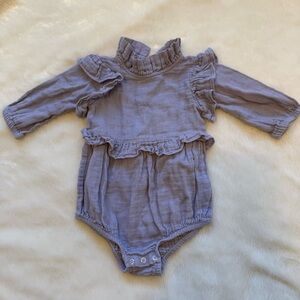 Kate Quinn baby girl ruffle bubble size 6–12 months